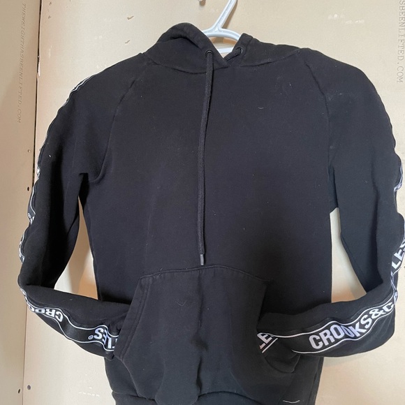 Black crooks and castles hoodie - Picture 2 of 3